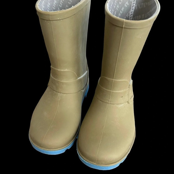Native Child’s 9 Olive Green Waterproof Pull On Rain Boots Camping School Hiking - Picture 3 of 6